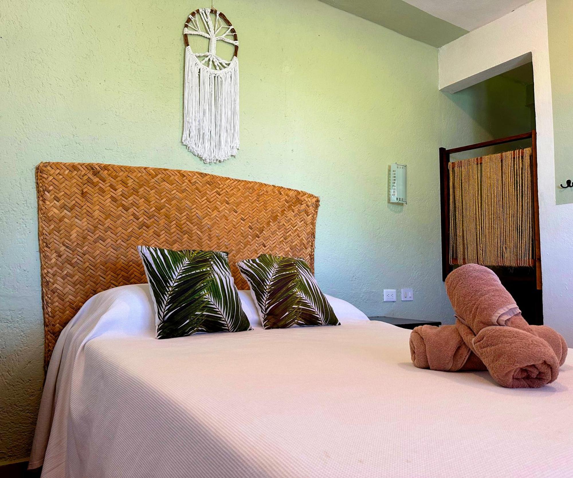 Sirenas Caribbean Rooms Holbox Exteriör bild